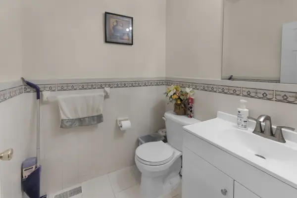 Powder room